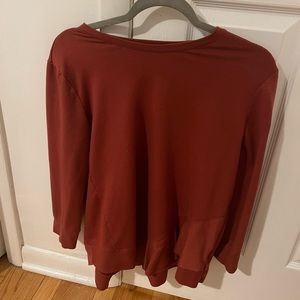 Red Simply Vera Wang Top with Mid Length Sleeves